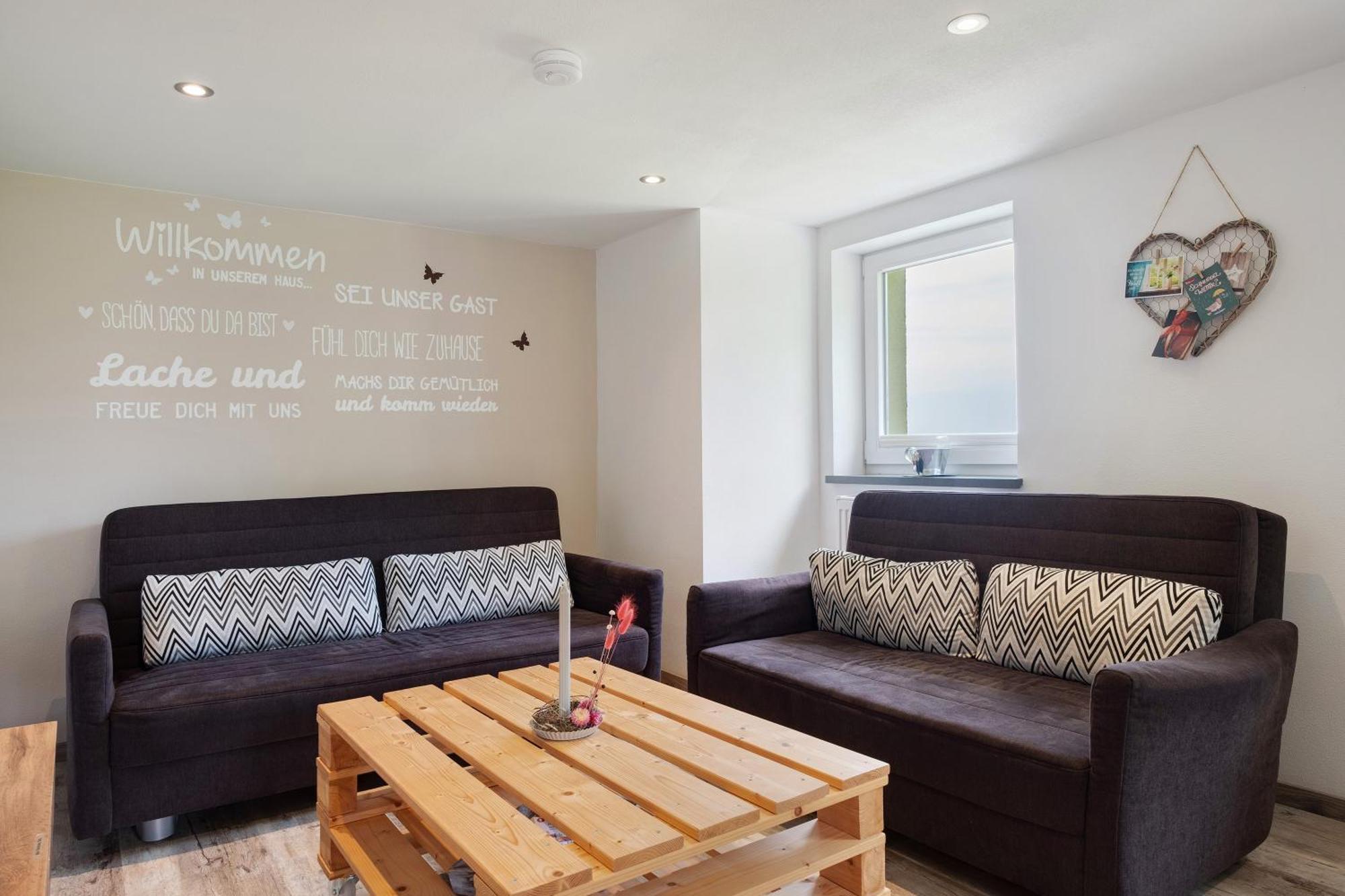 Baeuerleshuette Apartment Брайтнау Екстериор снимка